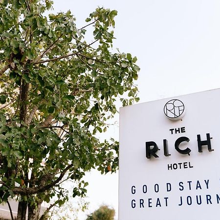 The Rich Hotel Nakhonratchasima Exterior foto