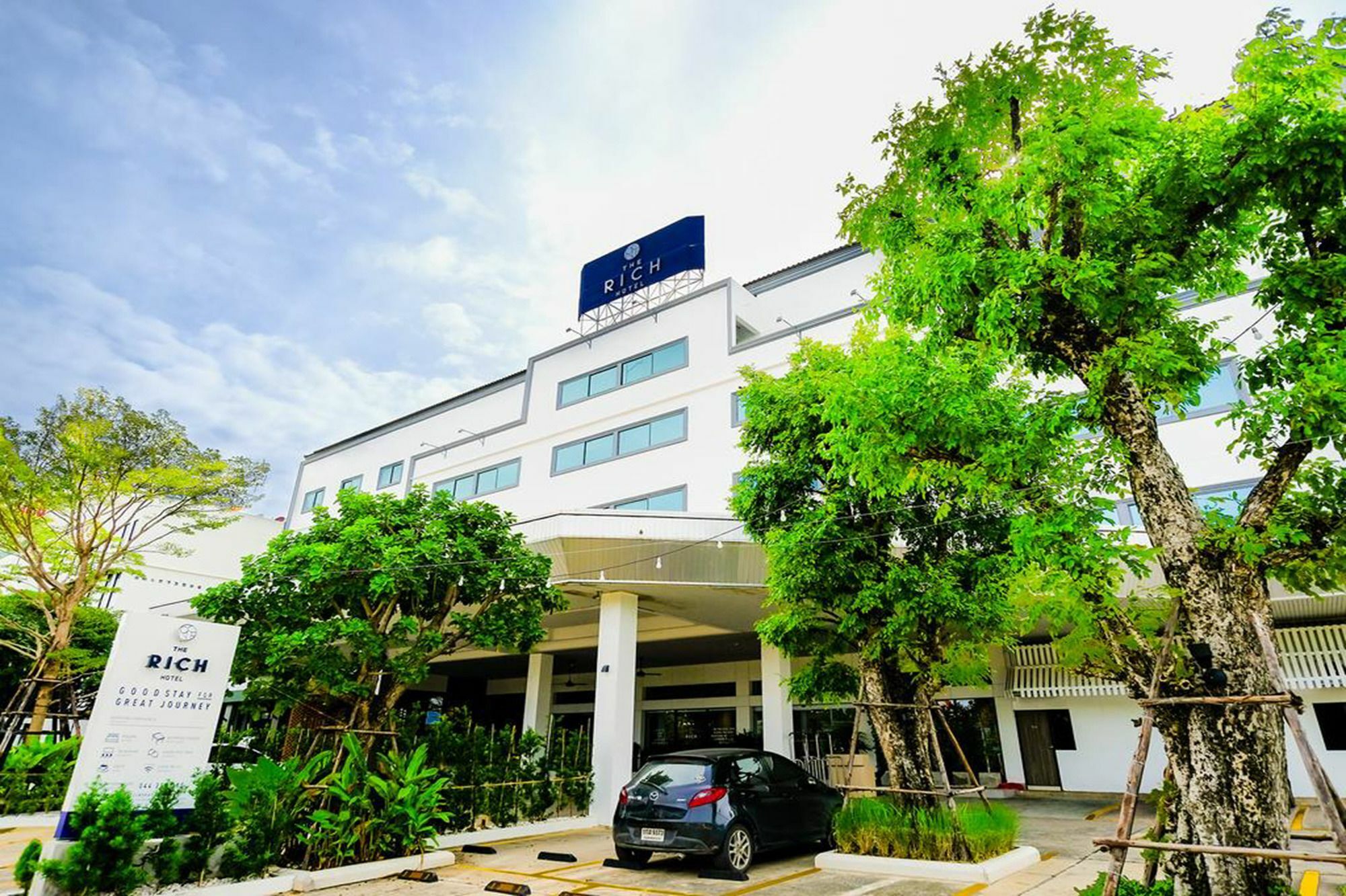 The Rich Hotel Nakhonratchasima Exterior foto